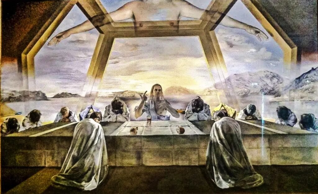  "The Last Supper" (لوحة العشاء الأخير)
لوحة "العشاء الأخير" لـ الفنان سلفادور دالي هي تفسير سريالي للوجبة الأخيرة للمسيح مع تلاميذه. يجمع دالي بين العناصر الدينية والتجريدية، حيث تتوسط اللوحة شخصية المسيح محاطة بدائرة مضيئة، تعبيرًا عن الألوهية والتجلي. الخلفية تظهر مشهدًا طبيعيًا يعكس الأسلوب المميز لدالي في دمج الواقع بالخيال. يضيف دالي لمسة من الهندسة والرياضيات في ترتيب الشخصيات والأشكال، مما يعزز الشعور بالترتيب والنظام في مشهد يحمل طابعًا روحانيًا وعميقًا.